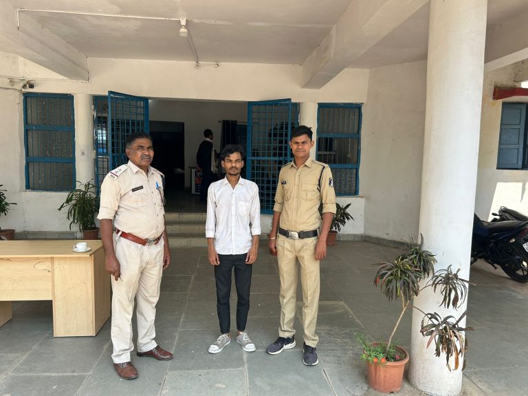 ● पश्चिम बंगाल के नादिया जिले से पुसौर पुलिस लेकर आई गुम बालिका……