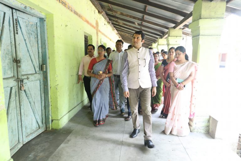 *शिक्षा के बने योद्धा, उसी से तय होगा आपका भविष्य-कलेक्टर श्री कार्तिकेया गोयल*