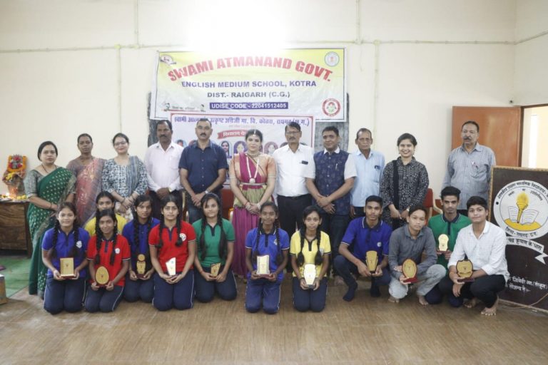 *छात्रों को सांस्कृतिक गतिविधियों से जोड़ने दिल्ली से पहुंचे कलाकारों ने स्कूलों में दी विशेष प्रस्तुति*