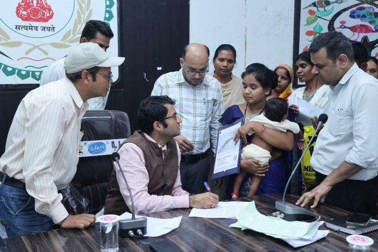 *जनदर्शन में प्राप्त सभी आवेदनों पर करें शत-प्रतिशत निराकरण-कलेक्टर श्री कार्तिकेया गोयल*