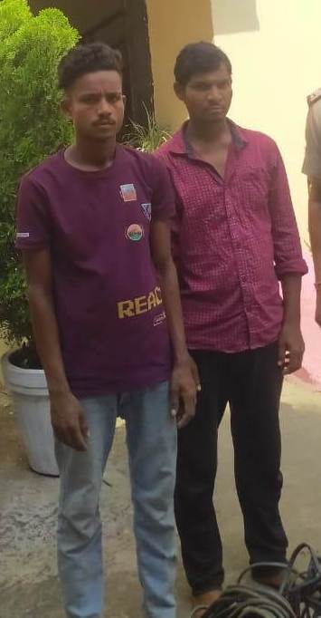 *पोल्ट्री फार्म में चोरी करने घुसे दो आरोपियों को चक्रधरनगर पुलिस ने किया गिरफ्तार*…..