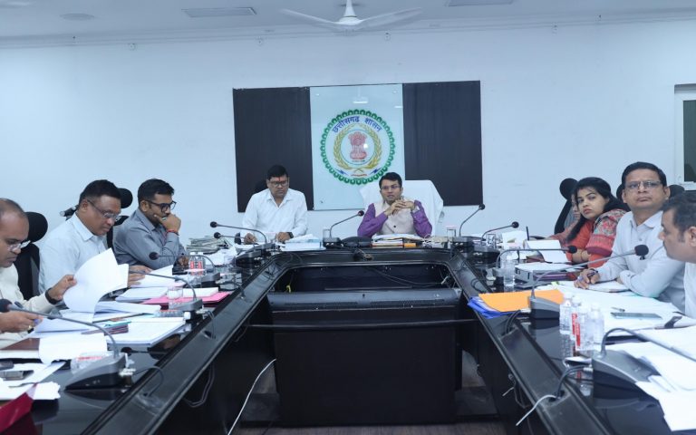 *नक्शा-बटांकन के कार्यों में लाए तेजी-कलेक्टर श्री कार्तिकेया गोयल*