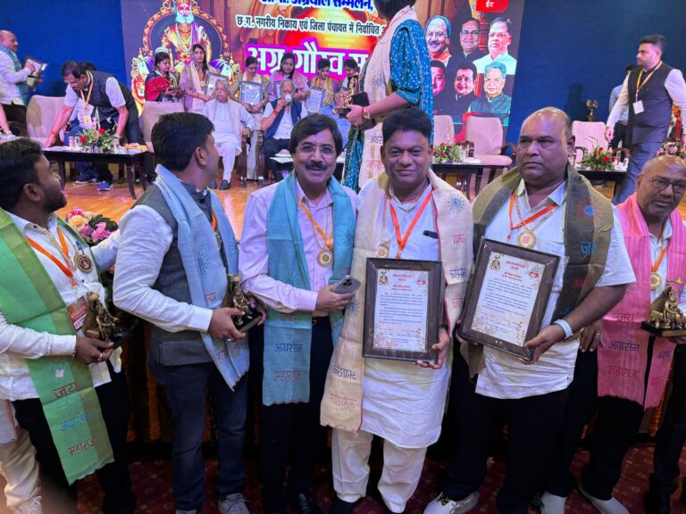 लैलूँगा : 7 बार के अजेय योद्धा मनोज अग्रवाल ‘सूखन’ को सांसद बृजमोहन अग्रवाल ने किया ‘अग्र गौरव सम्मान’ से सम्मानित