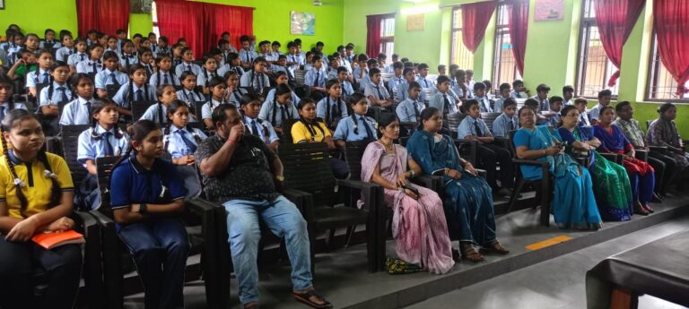 राष्ट्रीय शिक्षा नीति के पांच वर्ष पूर्ण होने पर पीएम श्री स्कूलों को समर्पित, रायगढ़ का नटवर इंग्लिश स्कूल हुआ शामिल