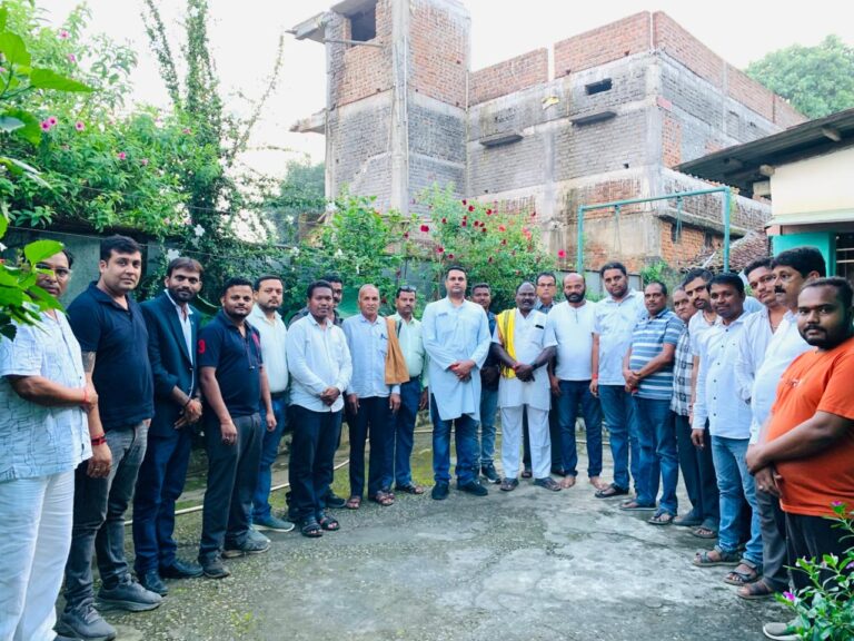 ” जल जंगल जमीन के बाद आदिवासी नेतृत्व को दबाने व छीनने का काम भी कर रही है भाजपा” – उमेश पटेल